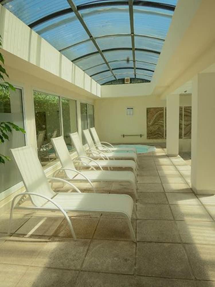 Howard Johnson Hotel&Spa Villa General Belgrano Exterior foto
