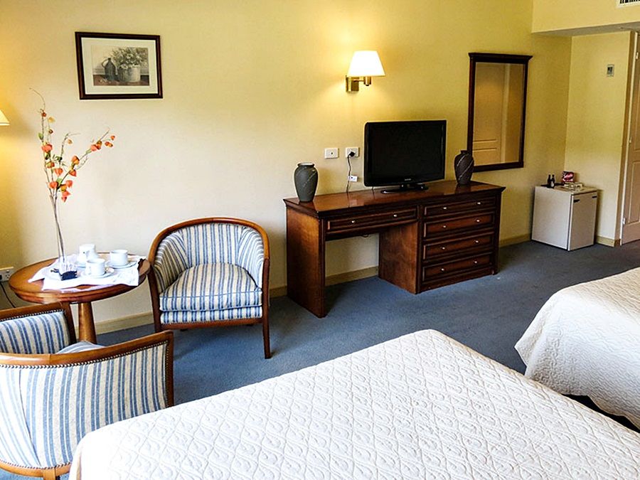 Howard Johnson Hotel&Spa Villa General Belgrano Exterior foto