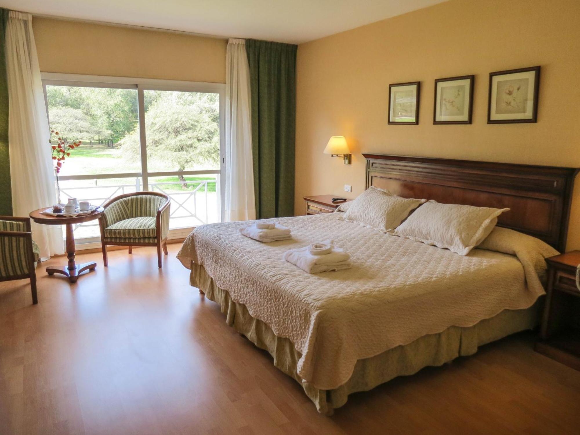 Howard Johnson Hotel&Spa Villa General Belgrano Zimmer foto