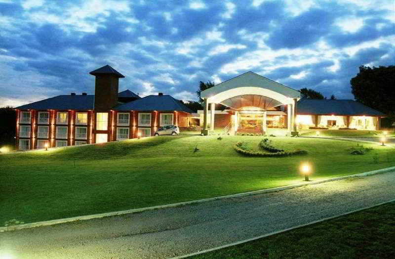 Howard Johnson Hotel&Spa Villa General Belgrano Exterior foto