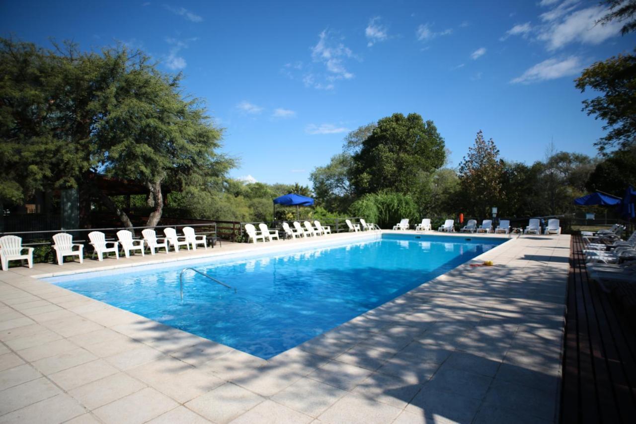 Howard Johnson Hotel&Spa Villa General Belgrano Exterior foto