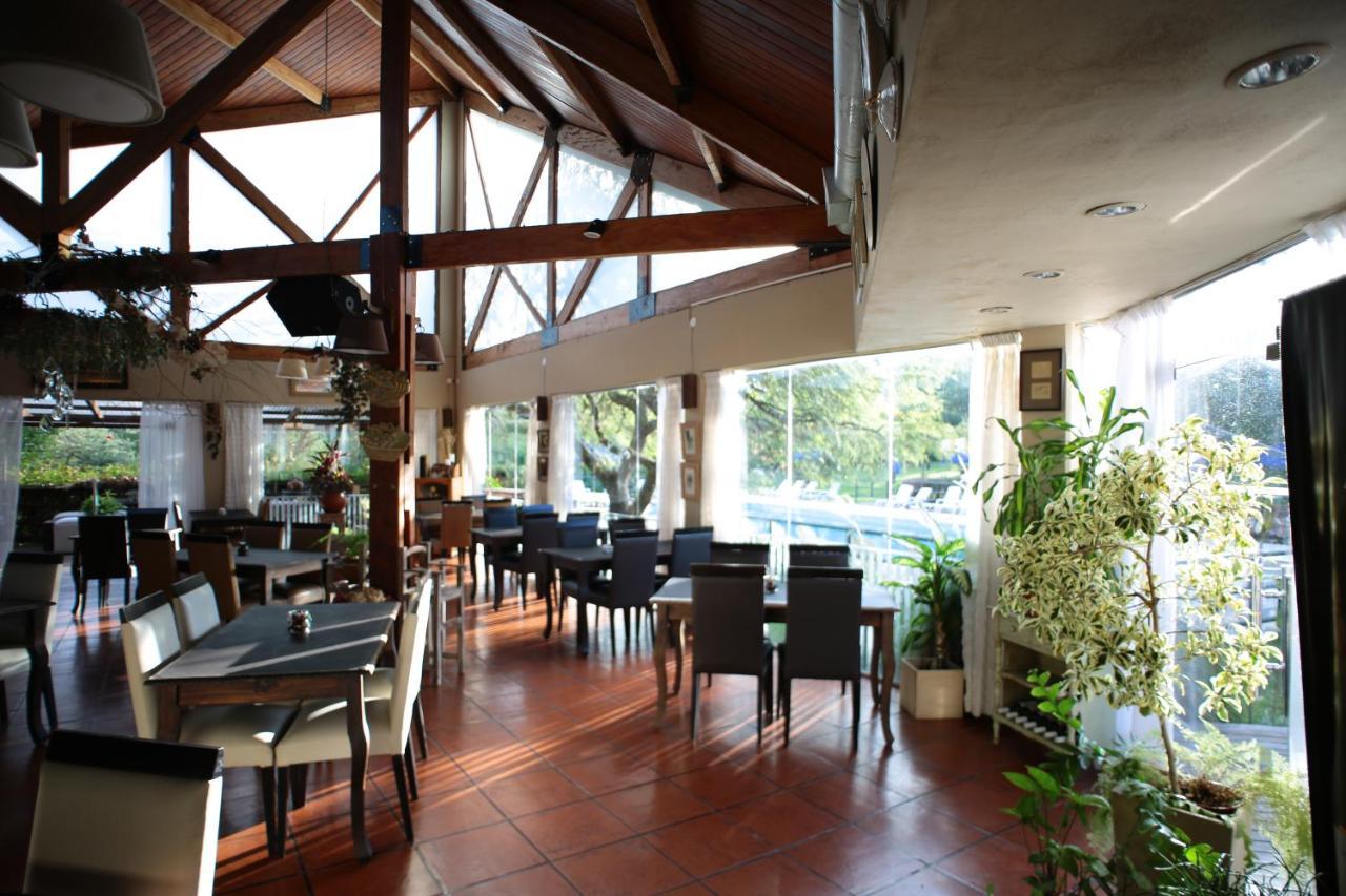 Howard Johnson Hotel&Spa Villa General Belgrano Exterior foto